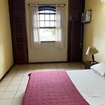 Fabulosa Casa Em Cond. Proximo A Rua Das Pedras
